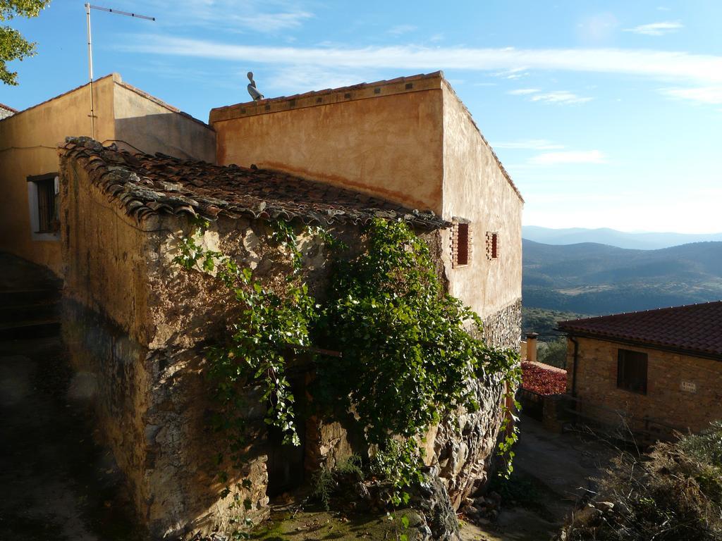 El Nido De La Collalba Daire Cabañas del Castillo Dış mekan fotoğraf